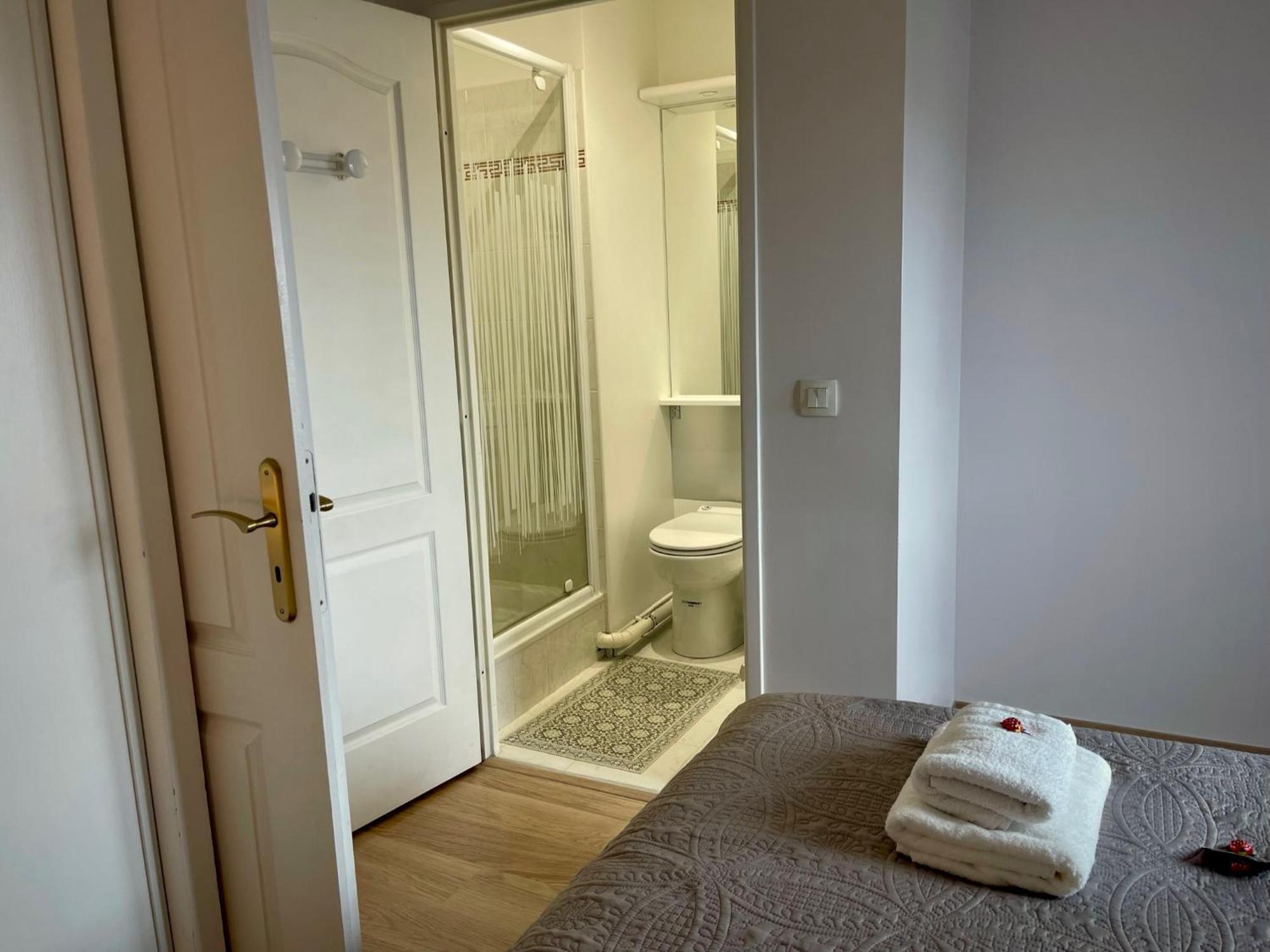 Family'S Appartement Disney Paris , 2 Parking Сери Екстериор снимка